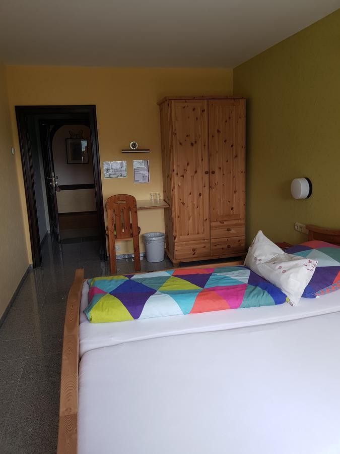 Hotel-Restaurant-Eifeltor Mechernich Ngoại thất bức ảnh