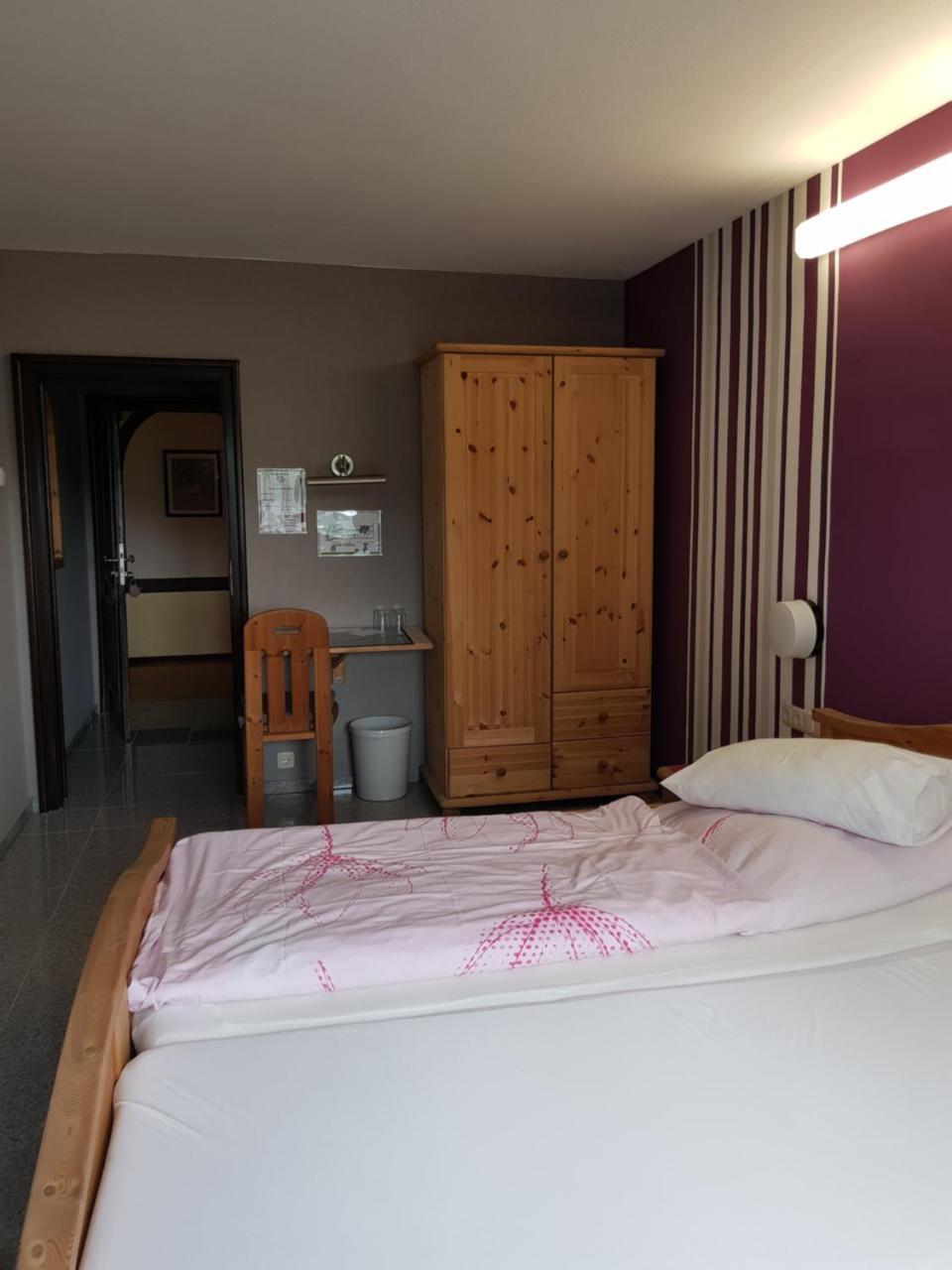 Hotel-Restaurant-Eifeltor Mechernich Ngoại thất bức ảnh